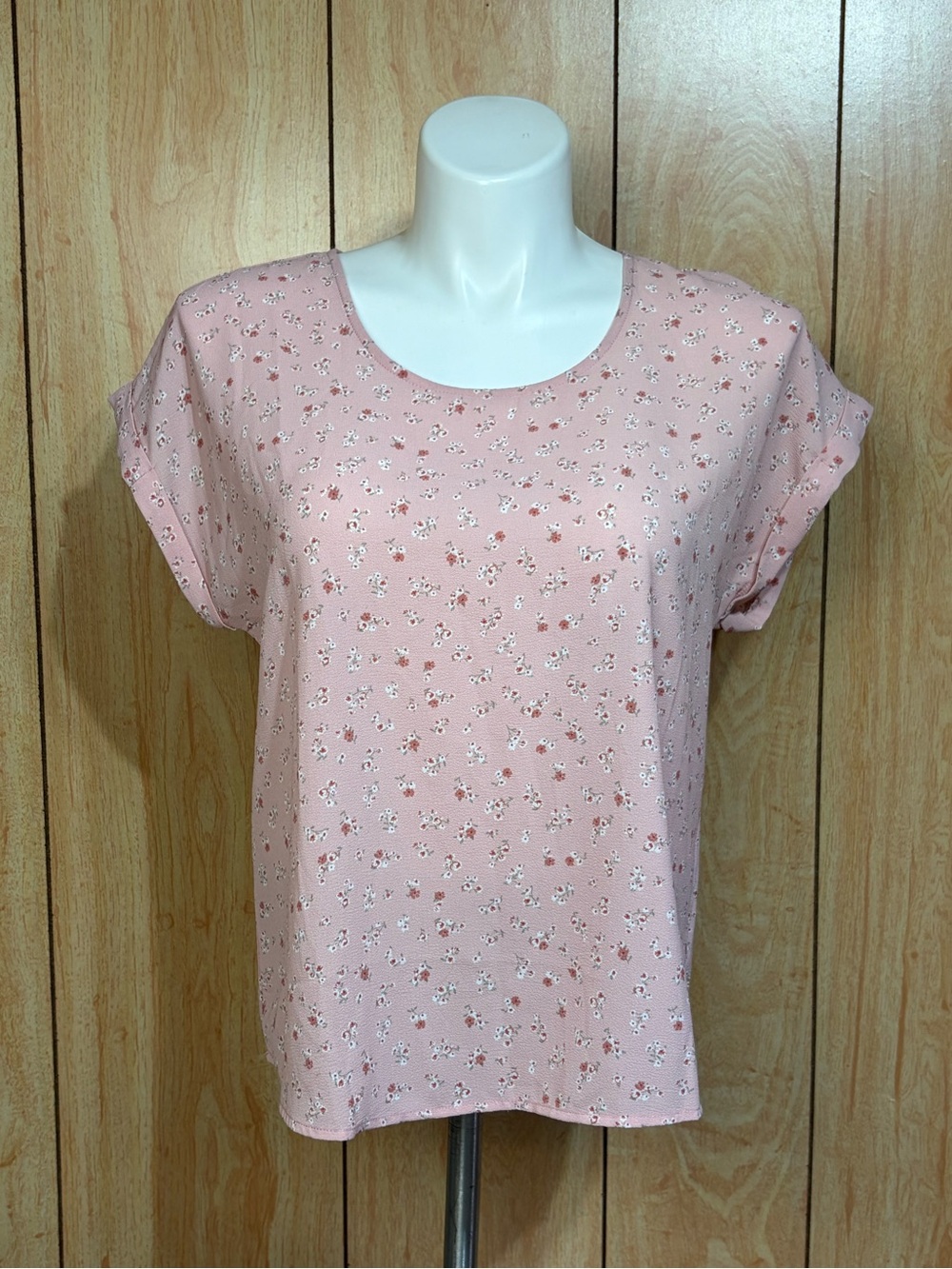 Hippie Rose Women's Pink Floral Short Sleeve Scoop Neck Top SZ - XL
